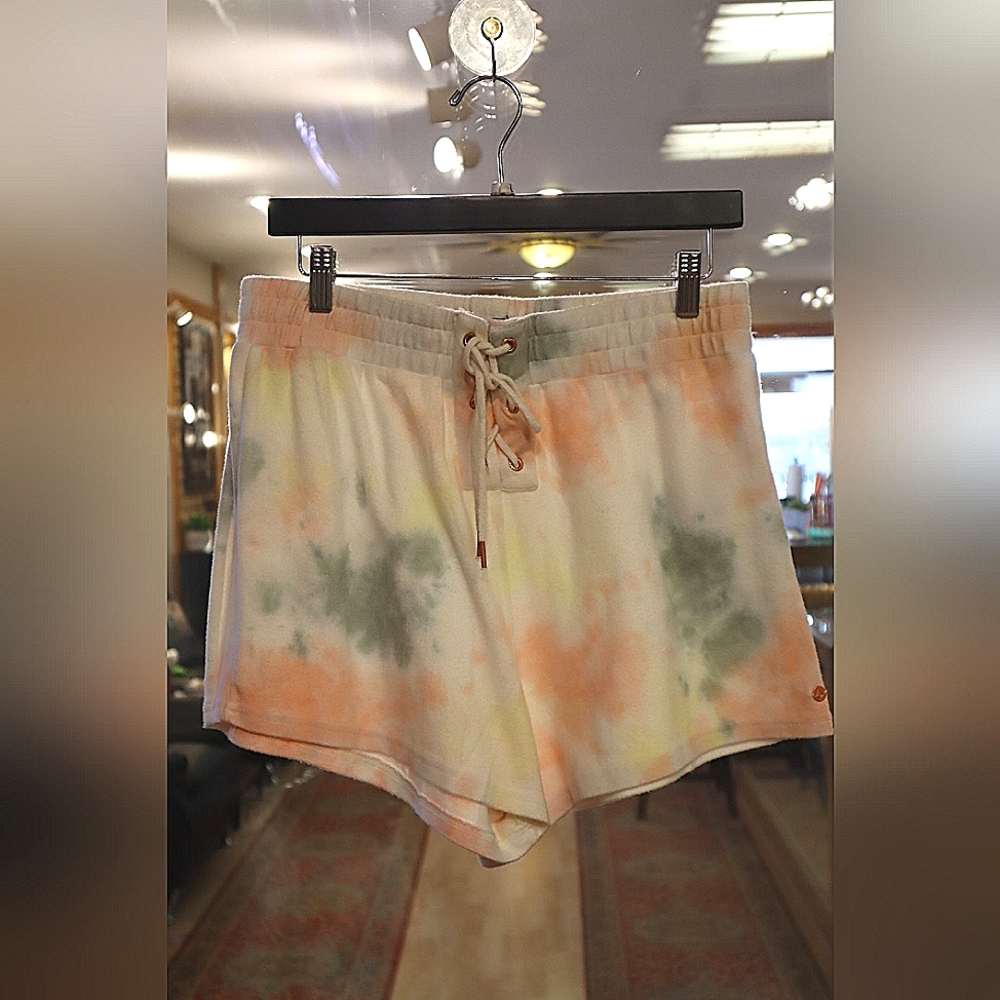 Volocom HighWaister Cheeky Shorts